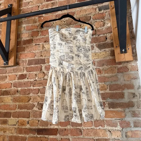 Abercrombie & Fitch Strapless Cream Mini Dress with Black Print - Picture 3 of 7